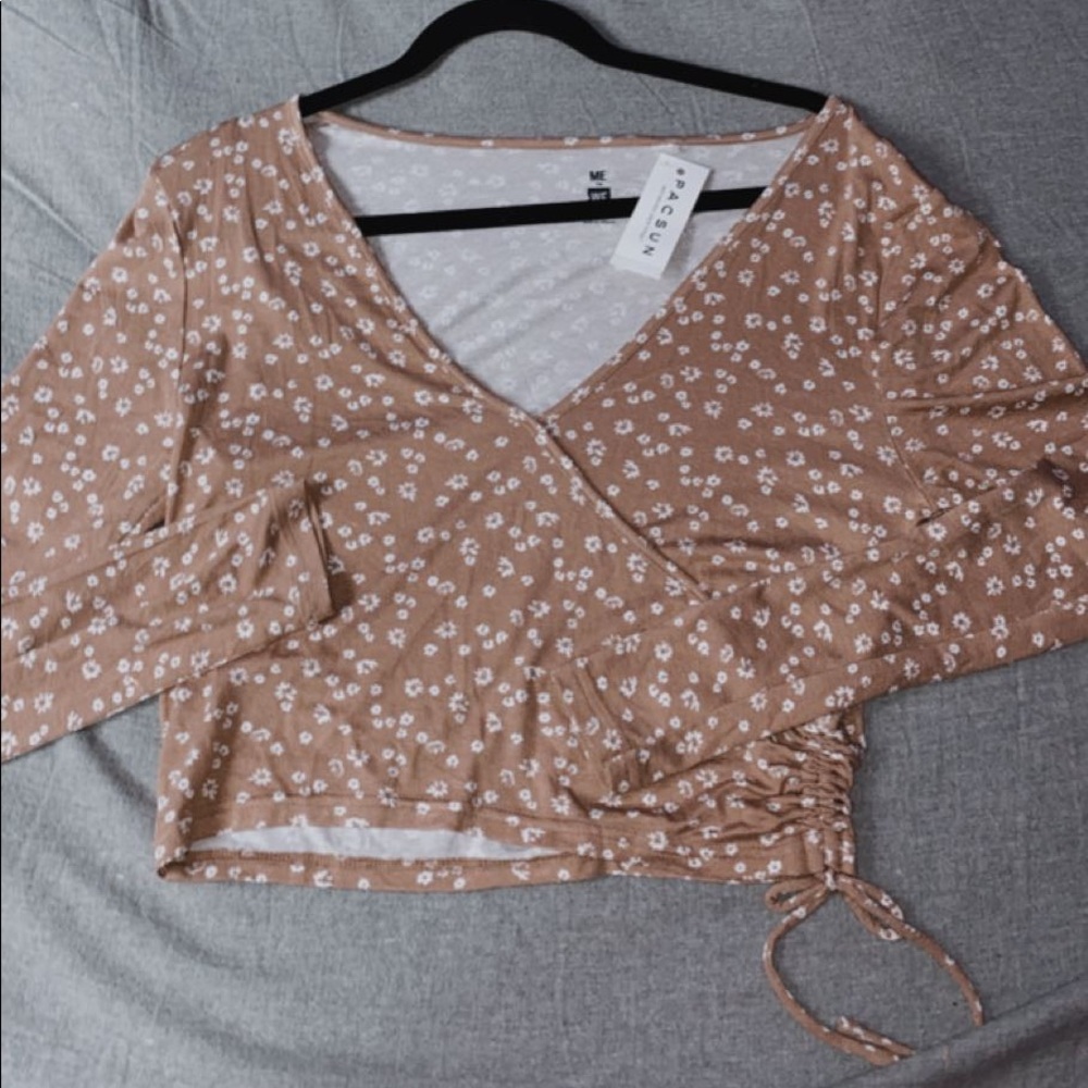 ✨Pacsun Long sleeve T✨